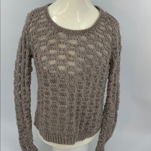 AE Chunky Yarn and String Sweater. Sz. M